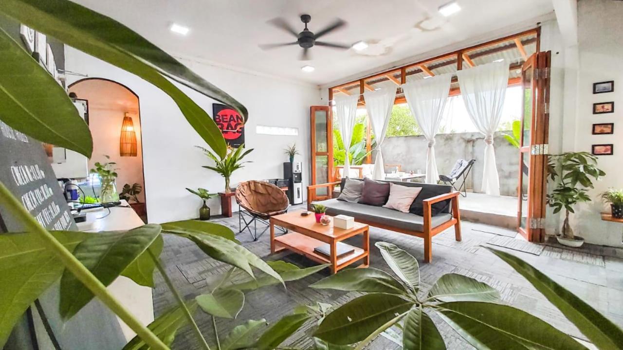 Хостел Beanbag Bintan Backpacker Kangkakawal Экстерьер фото