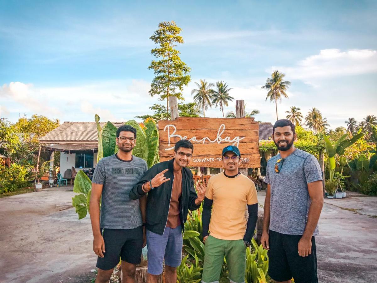 Хостел Beanbag Bintan Backpacker Kangkakawal Экстерьер фото