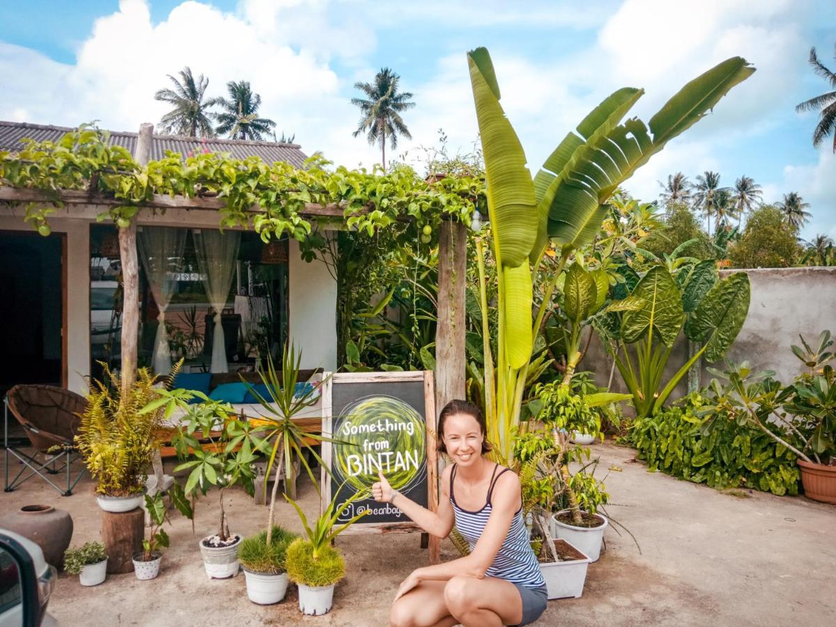 Хостел Beanbag Bintan Backpacker Kangkakawal Экстерьер фото